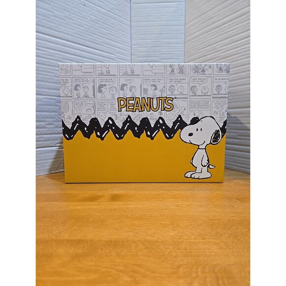 Peanuts Snoopy 3 Piece Gift Set Backpack Woodstock Charlie Brown Retro Timeless - Picture 5 of 9